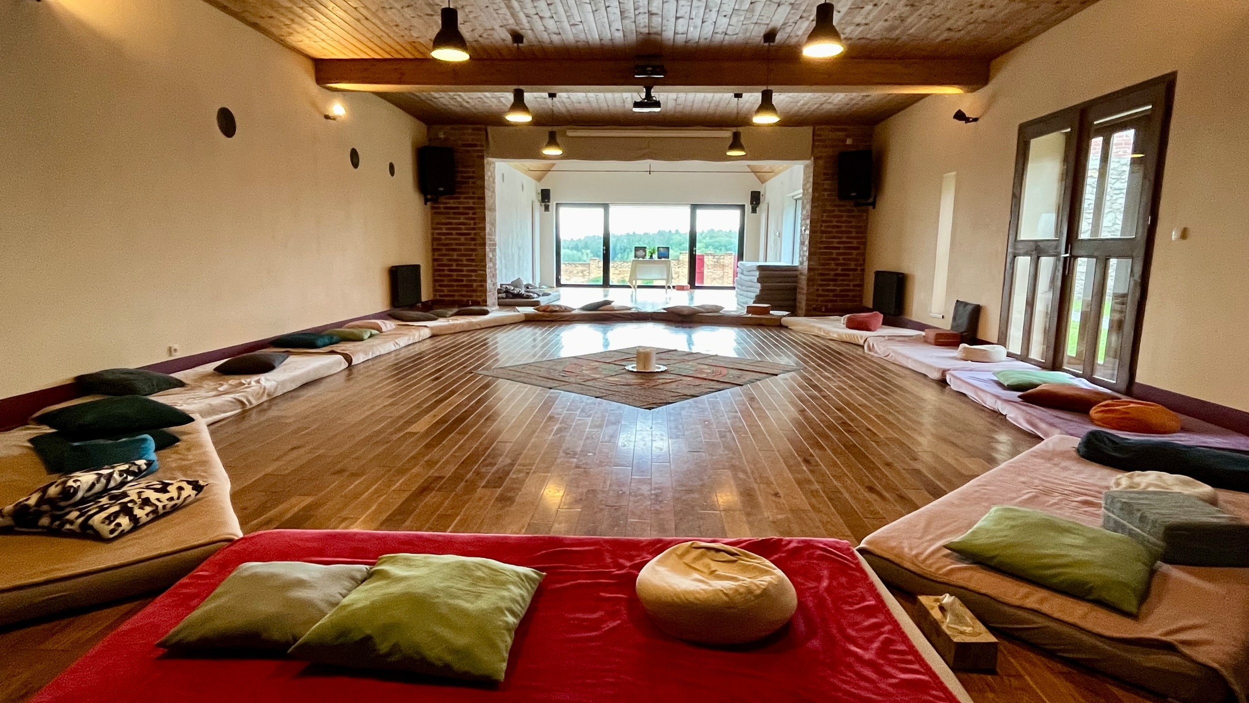 Holotropic breathwork facilitator training: Your guide to becoming a certified breathwork facilitator